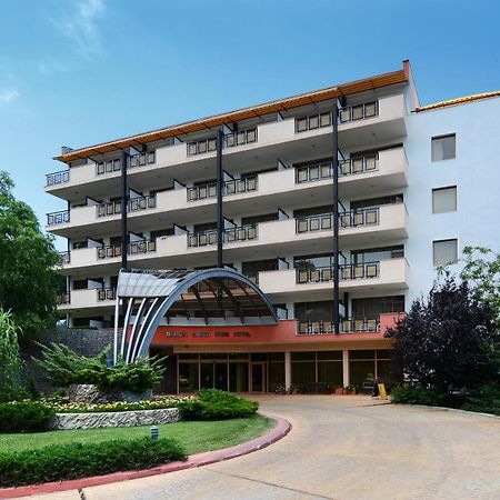 Berlin Green Park Golden Sands Exterior photo