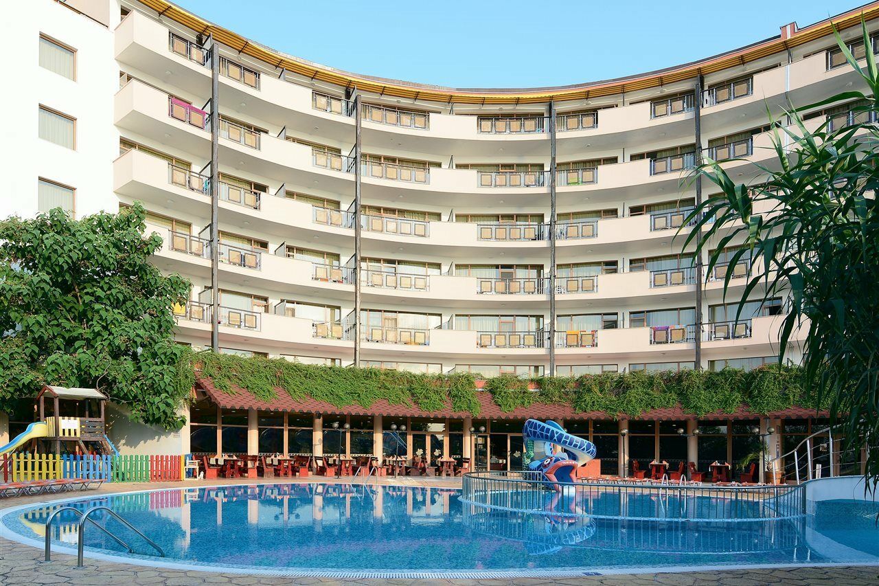 Berlin Green Park Golden Sands Exterior photo